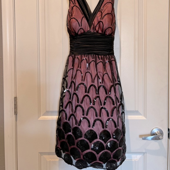 Adrianna Papell Dresses & Skirts - Adrianna Papell Dress